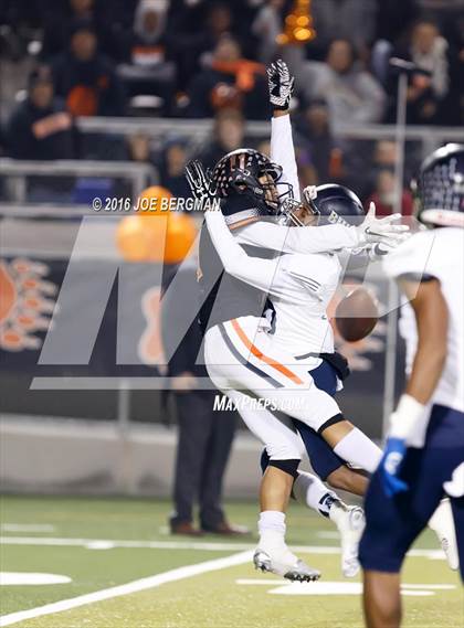 Thumbnail 3 in Bakersfield @ Central (CIF D1 Central Section Final) photogallery.
