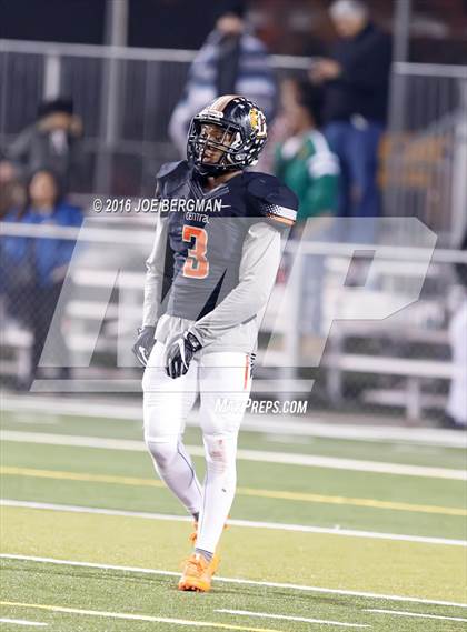 Thumbnail 3 in Bakersfield @ Central (CIF D1 Central Section Final) photogallery.