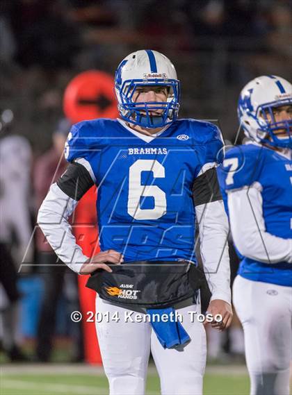 Thumbnail 1 in Steele vs. MacArthur (UIL 6A Bi-District Playoff) photogallery.