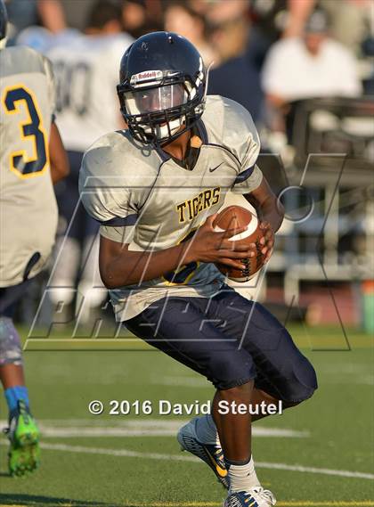 Thumbnail 1 in Elk Grove @ Inderkum photogallery.