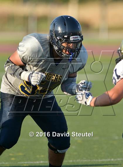 Thumbnail 1 in Elk Grove @ Inderkum photogallery.