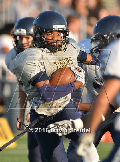 Thumbnail 1 in Elk Grove @ Inderkum photogallery.