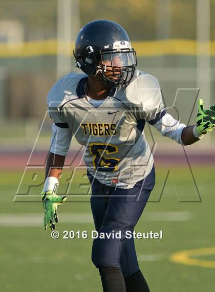 Thumbnail 3 in Elk Grove @ Inderkum photogallery.