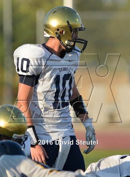 Thumbnail 1 in Elk Grove @ Inderkum photogallery.