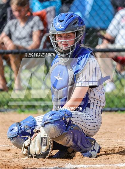 Thumbnail 2 in Independence vs Bondurant-Farrar (Rick Doran Classic) photogallery.