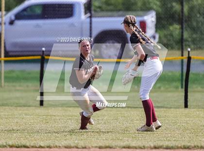 Thumbnail 2 in Independence vs Bondurant-Farrar (Rick Doran Classic) photogallery.
