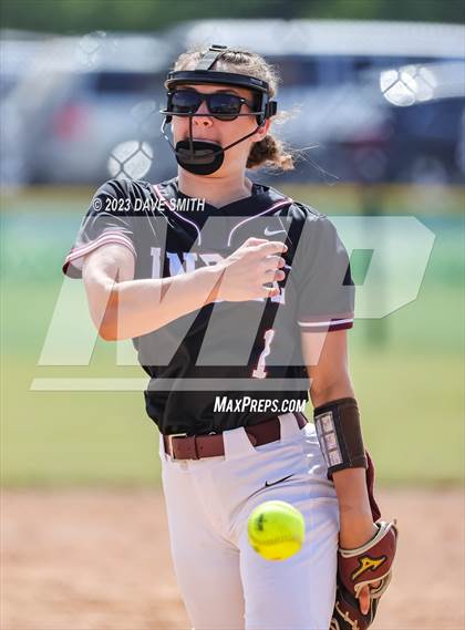 Thumbnail 3 in Independence vs Bondurant-Farrar (Rick Doran Classic) photogallery.