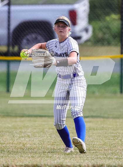 Thumbnail 3 in Independence vs Bondurant-Farrar (Rick Doran Classic) photogallery.