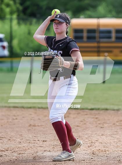 Thumbnail 2 in Independence vs Bondurant-Farrar (Rick Doran Classic) photogallery.