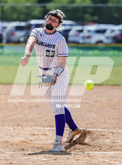 Thumbnail 2 in Independence vs Bondurant-Farrar (Rick Doran Classic) photogallery.