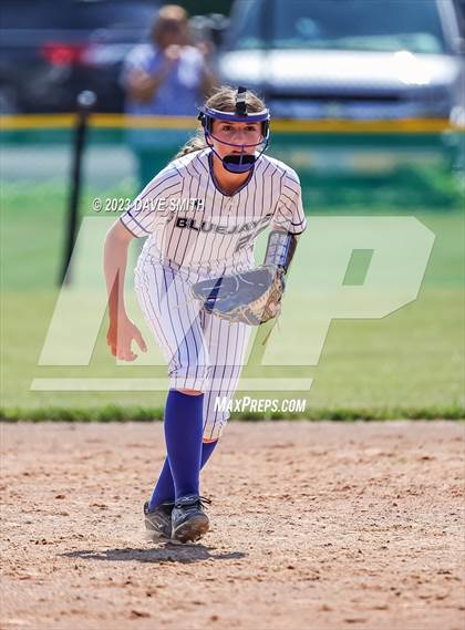 Thumbnail 3 in Independence vs Bondurant-Farrar (Rick Doran Classic) photogallery.