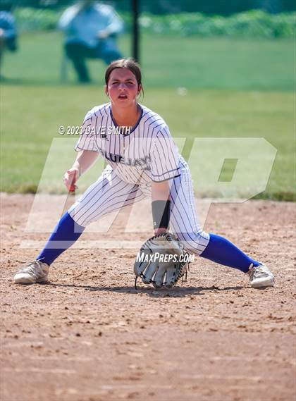 Thumbnail 2 in Independence vs Bondurant-Farrar (Rick Doran Classic) photogallery.