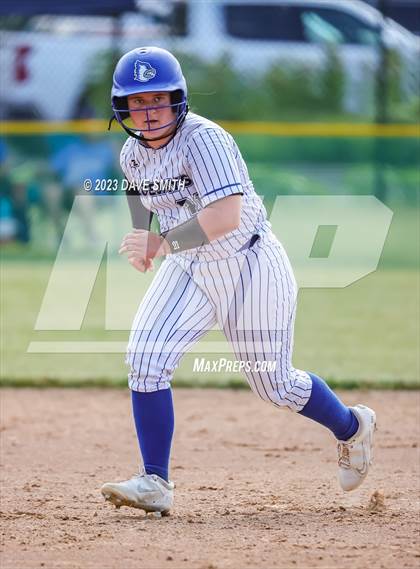 Thumbnail 3 in Independence vs Bondurant-Farrar (Rick Doran Classic) photogallery.