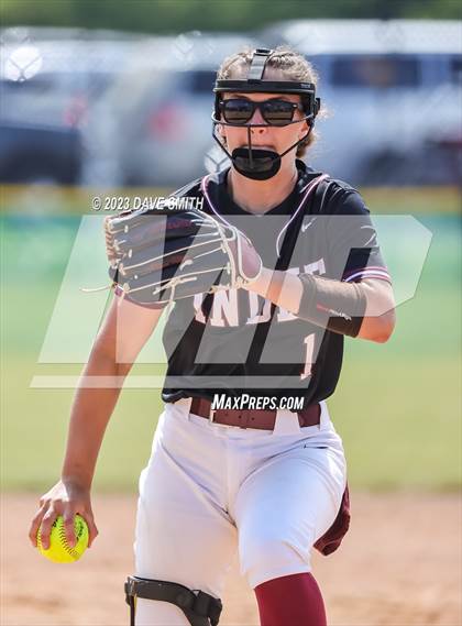 Thumbnail 2 in Independence vs Bondurant-Farrar (Rick Doran Classic) photogallery.