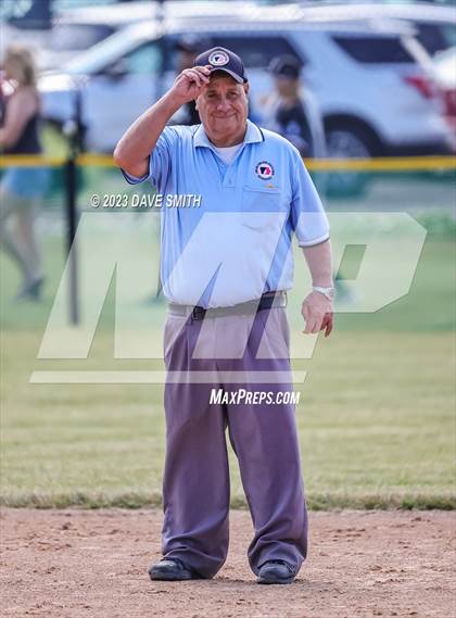 Thumbnail 1 in Independence vs Bondurant-Farrar (Rick Doran Classic) photogallery.