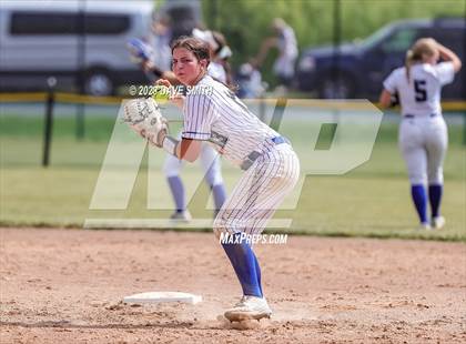 Thumbnail 1 in Independence vs Bondurant-Farrar (Rick Doran Classic) photogallery.