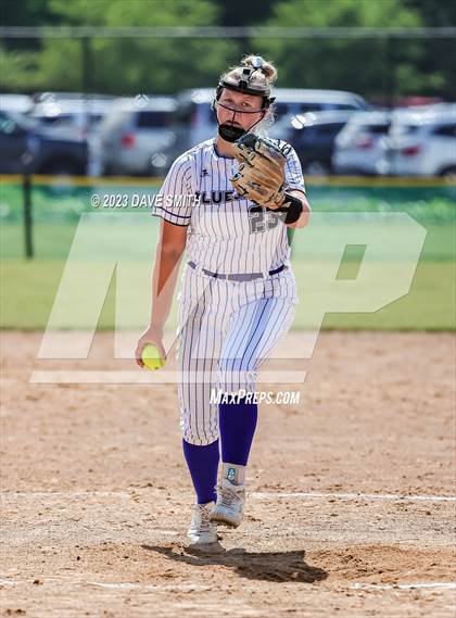 Thumbnail 2 in Independence vs Bondurant-Farrar (Rick Doran Classic) photogallery.