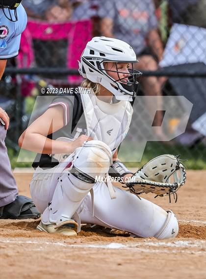 Thumbnail 1 in Independence vs Bondurant-Farrar (Rick Doran Classic) photogallery.