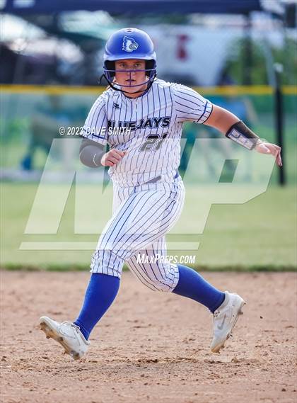 Thumbnail 2 in Independence vs Bondurant-Farrar (Rick Doran Classic) photogallery.