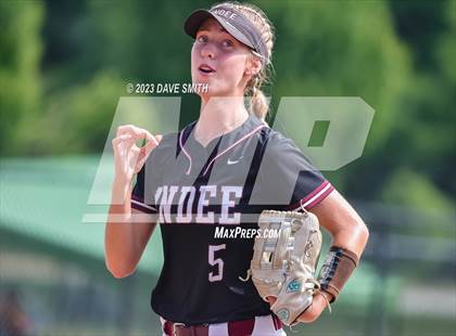 Thumbnail 3 in Independence vs Bondurant-Farrar (Rick Doran Classic) photogallery.
