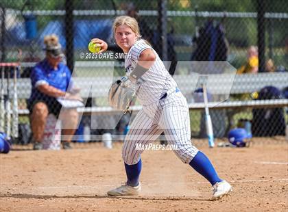 Thumbnail 1 in Independence vs Bondurant-Farrar (Rick Doran Classic) photogallery.