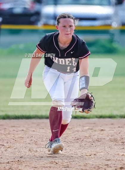 Thumbnail 2 in Independence vs Bondurant-Farrar (Rick Doran Classic) photogallery.