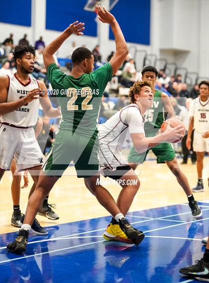 Thumbnail 1 in St. Patrick-St. Vincent vs. Weston Ranch (Crush in the Valley) photogallery.