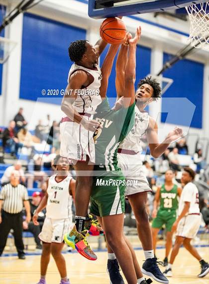 Thumbnail 2 in St. Patrick-St. Vincent vs. Weston Ranch (Crush in the Valley) photogallery.
