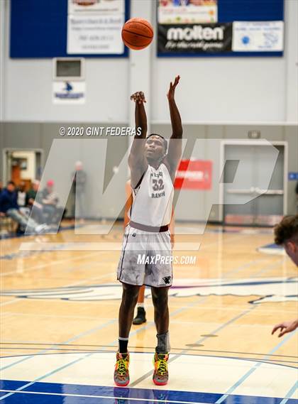 Thumbnail 1 in St. Patrick-St. Vincent vs. Weston Ranch (Crush in the Valley) photogallery.