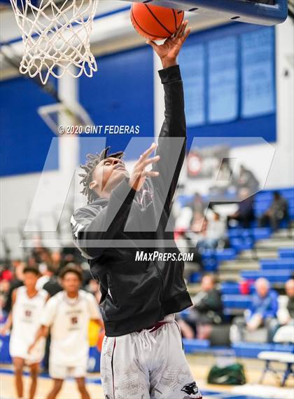 Thumbnail 3 in St. Patrick-St. Vincent vs. Weston Ranch (Crush in the Valley) photogallery.