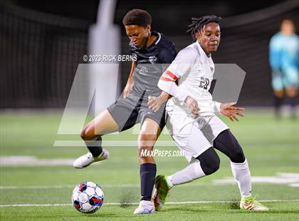 Thumbnail 3 in Grand Oaks vs Conroe photogallery.