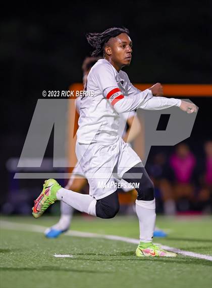 Thumbnail 3 in Grand Oaks vs Conroe photogallery.
