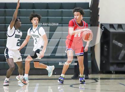 Thumbnail 3 in Buchanan vs. Hoover (Holiday Invitational Tournament) photogallery.