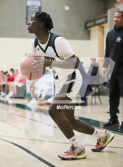 Thumbnail 3 in Buchanan vs. Hoover (Holiday Invitational Tournament) photogallery.