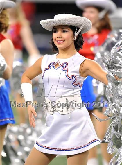Thumbnail 2 in Lamar vs. Cooper (5A Division 2 Region 1 Bi-District) photogallery.