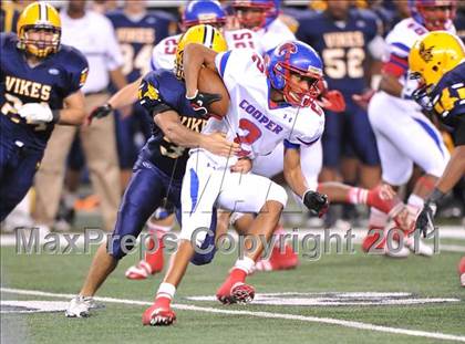 Thumbnail 3 in Lamar vs. Cooper (5A Division 2 Region 1 Bi-District) photogallery.