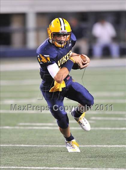 Thumbnail 2 in Lamar vs. Cooper (5A Division 2 Region 1 Bi-District) photogallery.