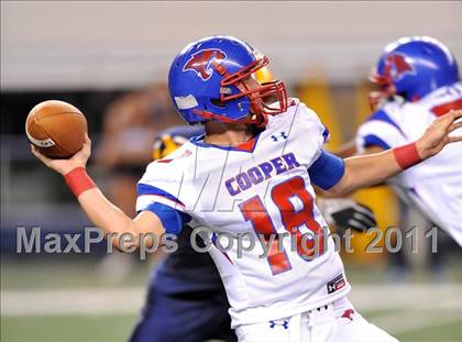 Thumbnail 1 in Lamar vs. Cooper (5A Division 2 Region 1 Bi-District) photogallery.