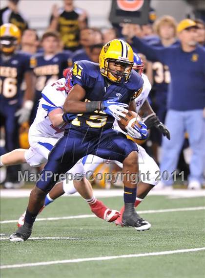 Thumbnail 3 in Lamar vs. Cooper (5A Division 2 Region 1 Bi-District) photogallery.