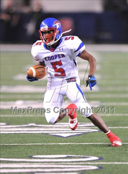 Thumbnail 3 in Lamar vs. Cooper (5A Division 2 Region 1 Bi-District) photogallery.