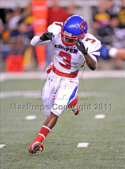 Thumbnail 1 in Lamar vs. Cooper (5A Division 2 Region 1 Bi-District) photogallery.