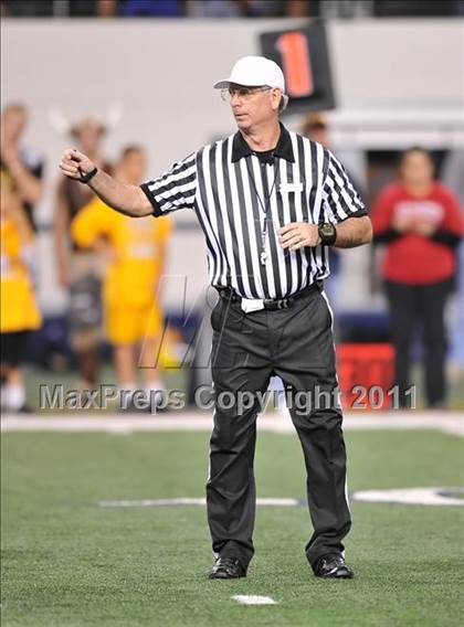 Thumbnail 3 in Lamar vs. Cooper (5A Division 2 Region 1 Bi-District) photogallery.