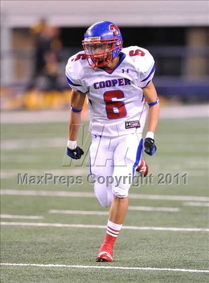 Thumbnail 1 in Lamar vs. Cooper (5A Division 2 Region 1 Bi-District) photogallery.