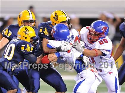 Thumbnail 2 in Lamar vs. Cooper (5A Division 2 Region 1 Bi-District) photogallery.
