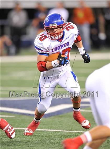 Thumbnail 2 in Lamar vs. Cooper (5A Division 2 Region 1 Bi-District) photogallery.