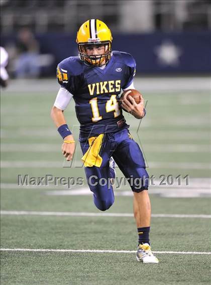 Thumbnail 3 in Lamar vs. Cooper (5A Division 2 Region 1 Bi-District) photogallery.