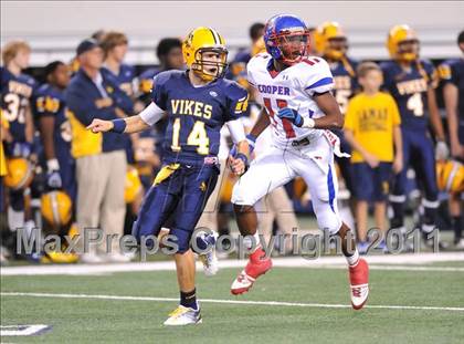 Thumbnail 2 in Lamar vs. Cooper (5A Division 2 Region 1 Bi-District) photogallery.