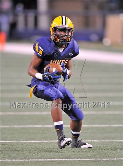 Thumbnail 1 in Lamar vs. Cooper (5A Division 2 Region 1 Bi-District) photogallery.