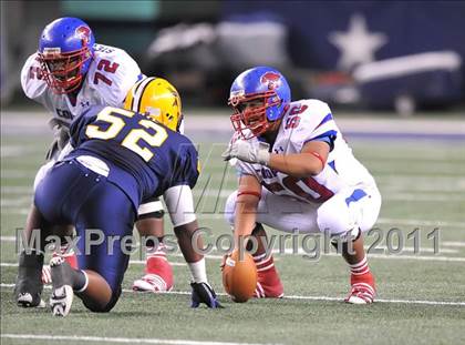 Thumbnail 1 in Lamar vs. Cooper (5A Division 2 Region 1 Bi-District) photogallery.