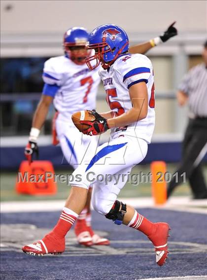 Thumbnail 3 in Lamar vs. Cooper (5A Division 2 Region 1 Bi-District) photogallery.